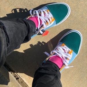 Meet your Posher, Troy